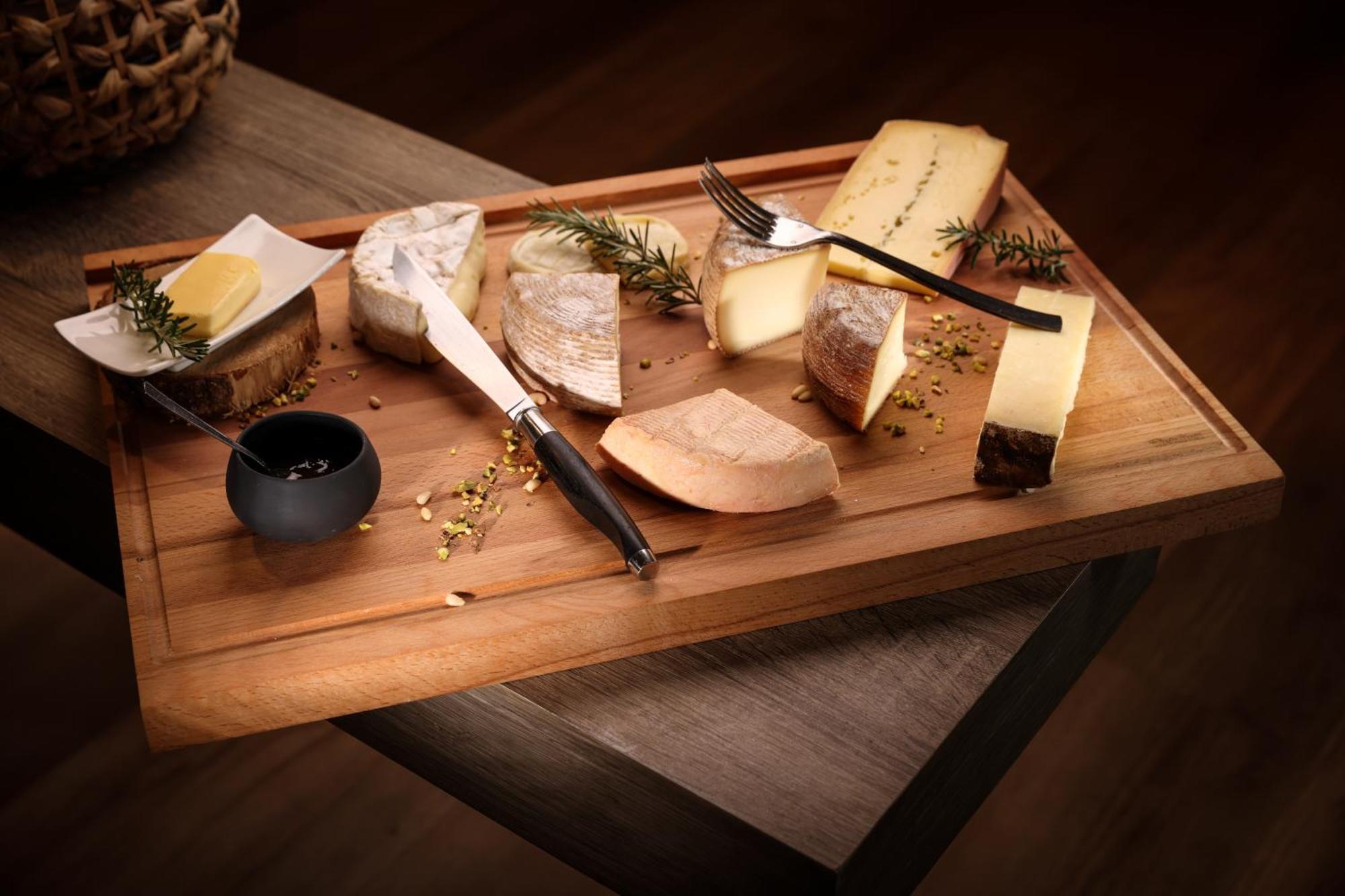 Boutique-Hotel Restaurant L'Atelier D'Epicure Logis Castels Bagian luar foto